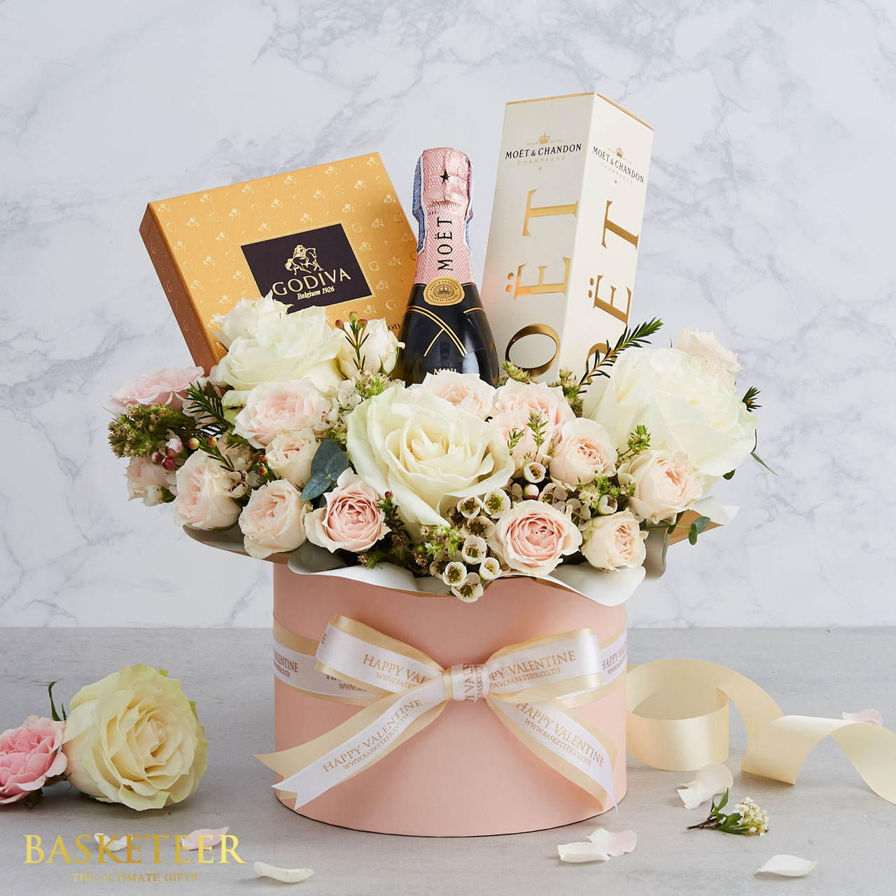 Flowers , Deluxe Champagne and Pink Roses Gift Box