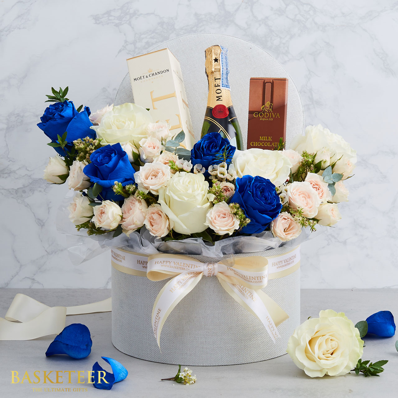 Deluxe Champagne & Chocolate With Flowers Gift Box