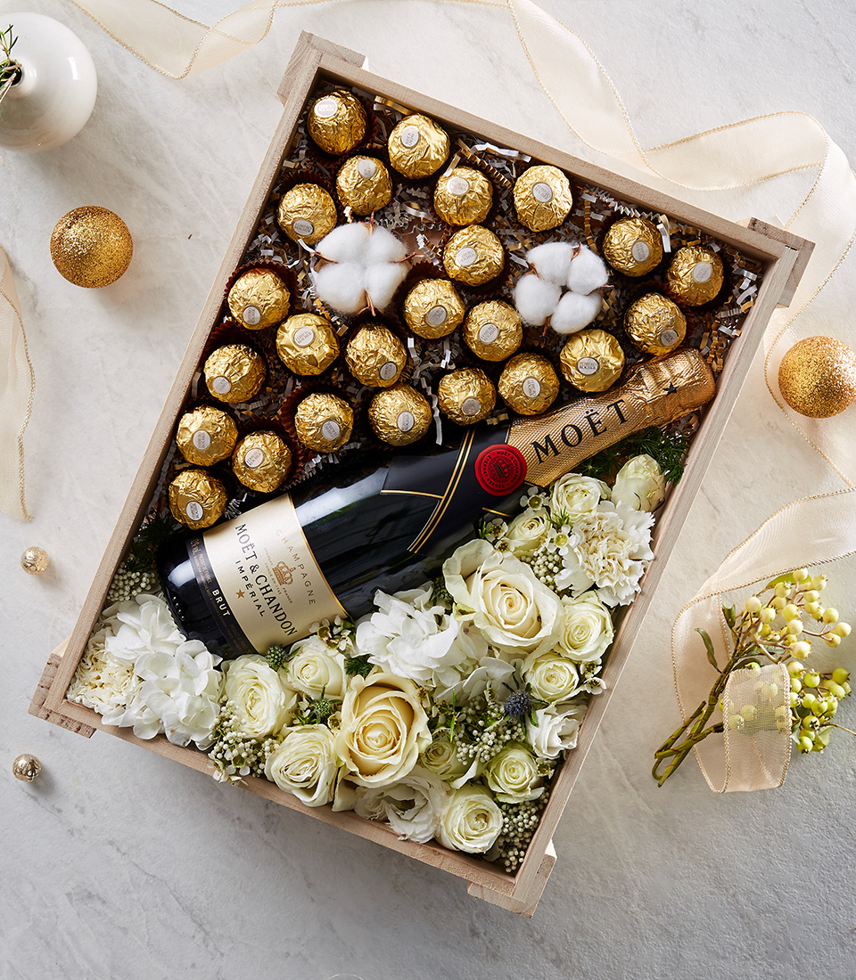 Wine With Ferrero Gold Chocolate and White Flowers Gift In The Wood Box