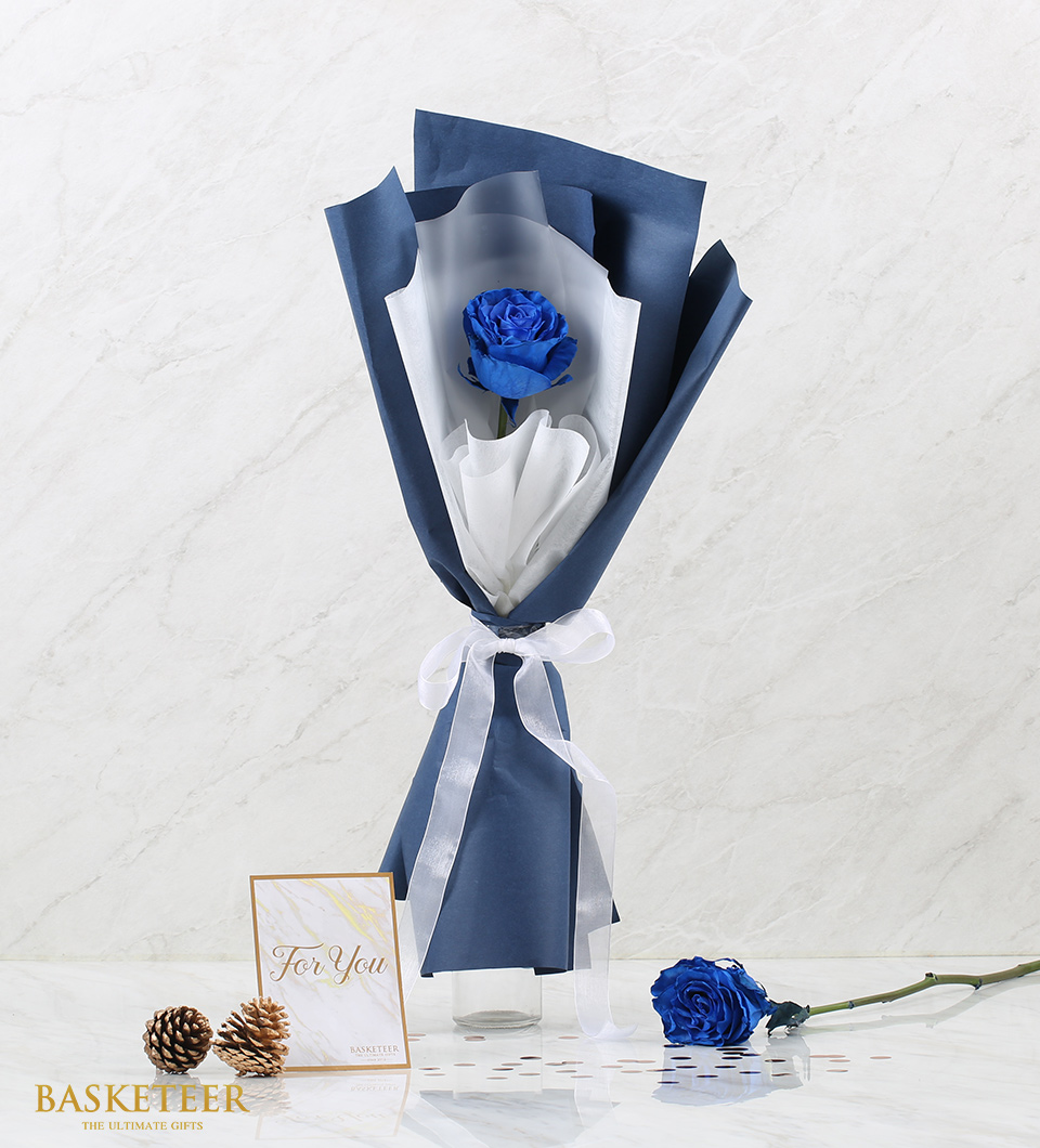 Single rose bouquet, flower bouquet, Single Tinted Blue Mondial Rose Bouquet