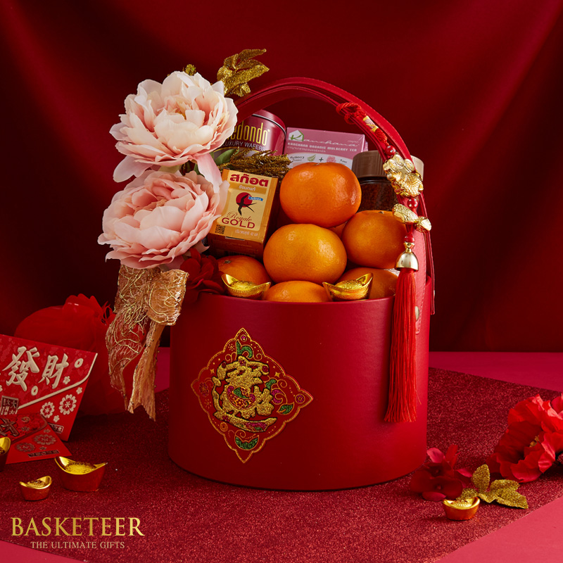 Mandarin Orange, Scotch Xylitol, Organic Tea and Chocolate In The Red Box With Pink Flowers Decoration, Chinese New Year Gift