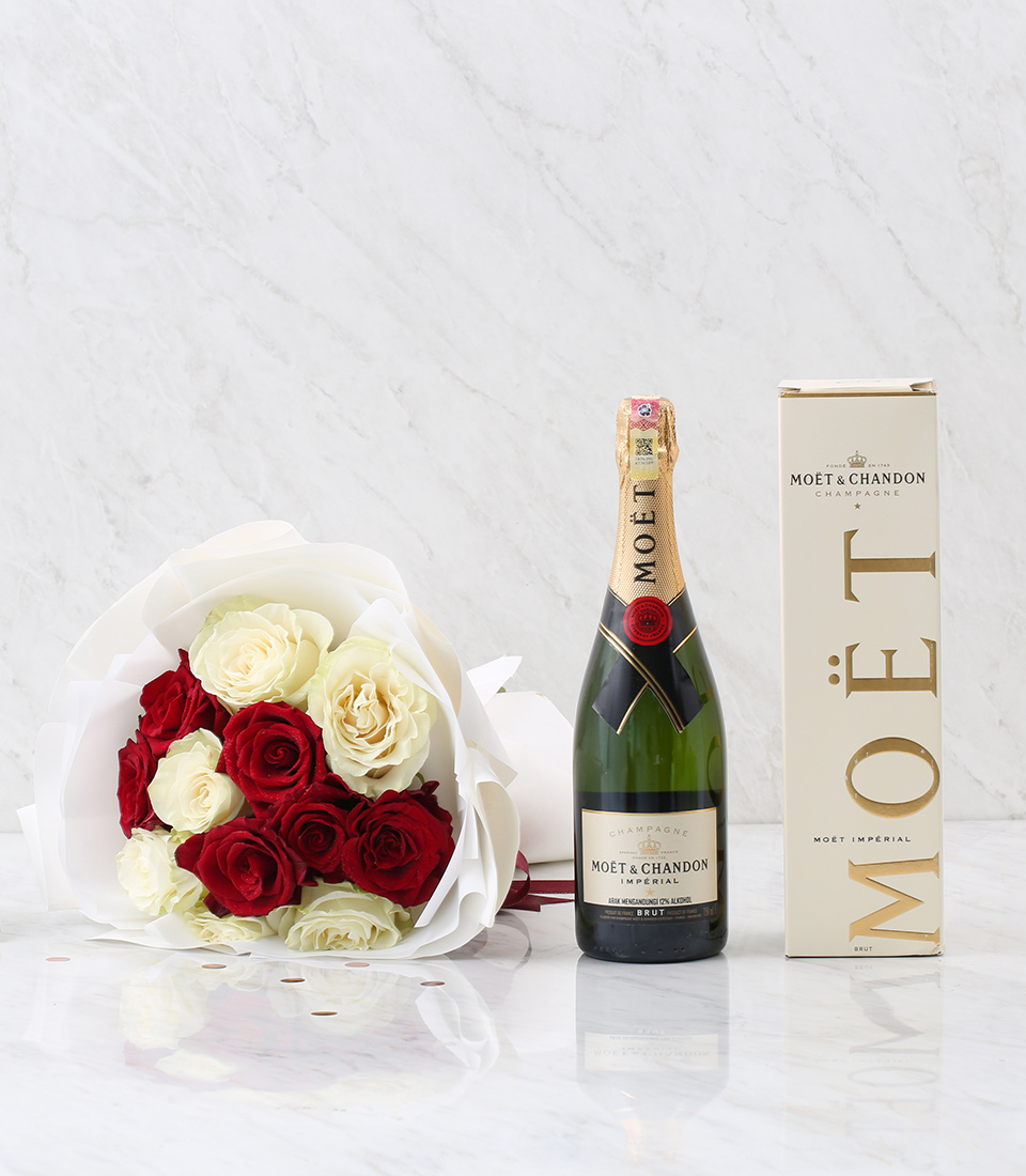 Combo Set ( Moët Magic with Red – White Bouquet )