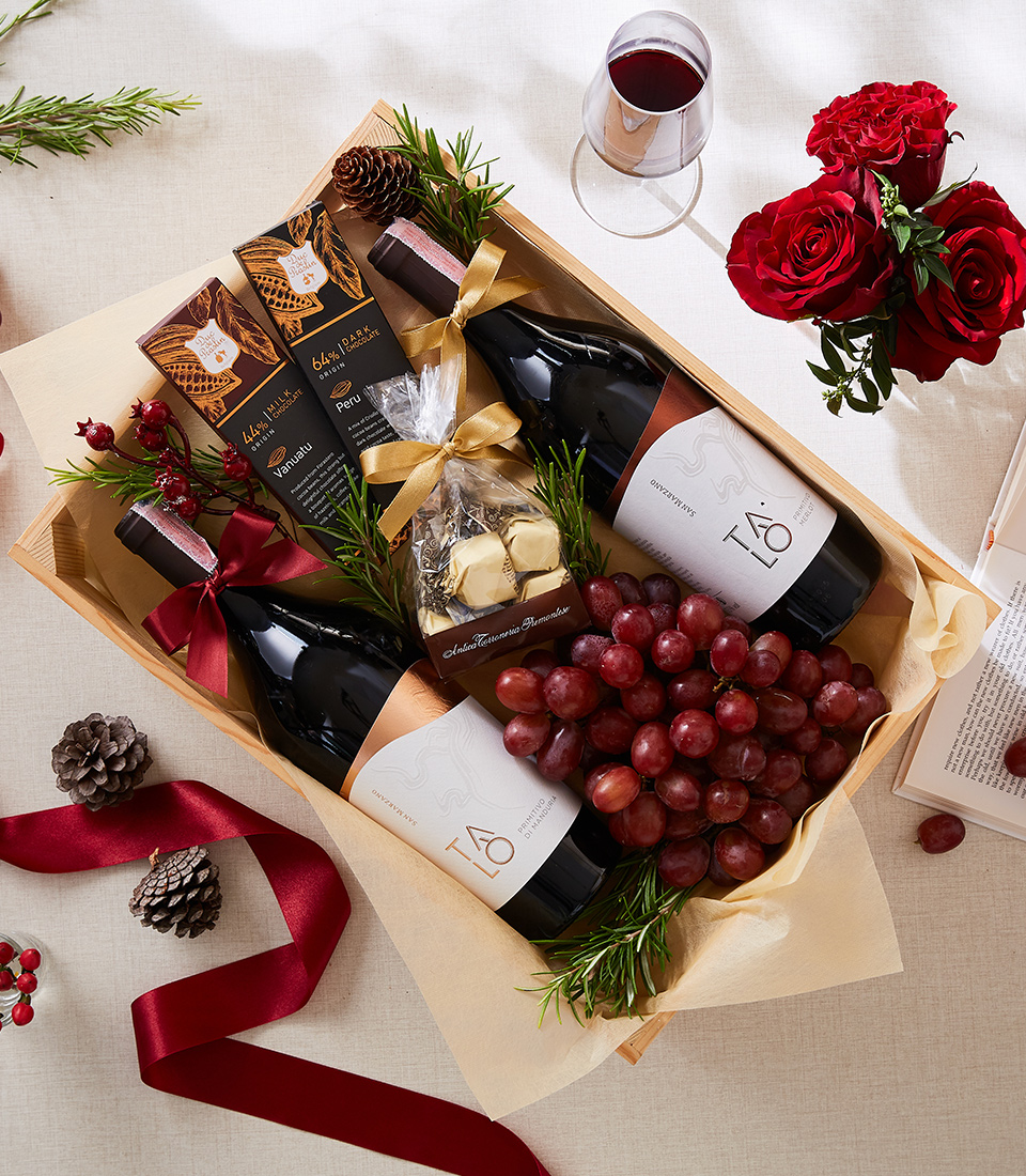 Wine With Fruit & Chocolate Symphony Gift Box