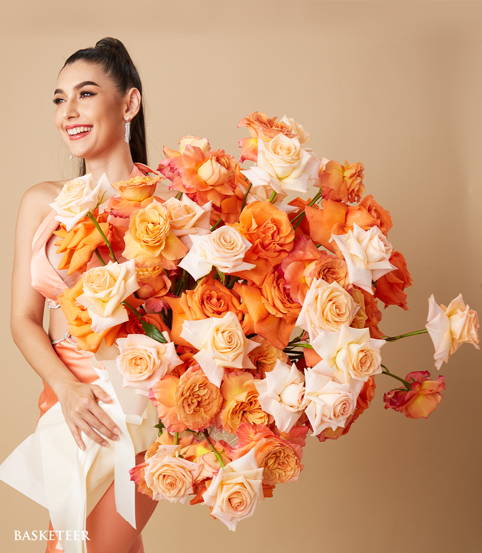 Deluxe Orange Tone Roses Bouquet