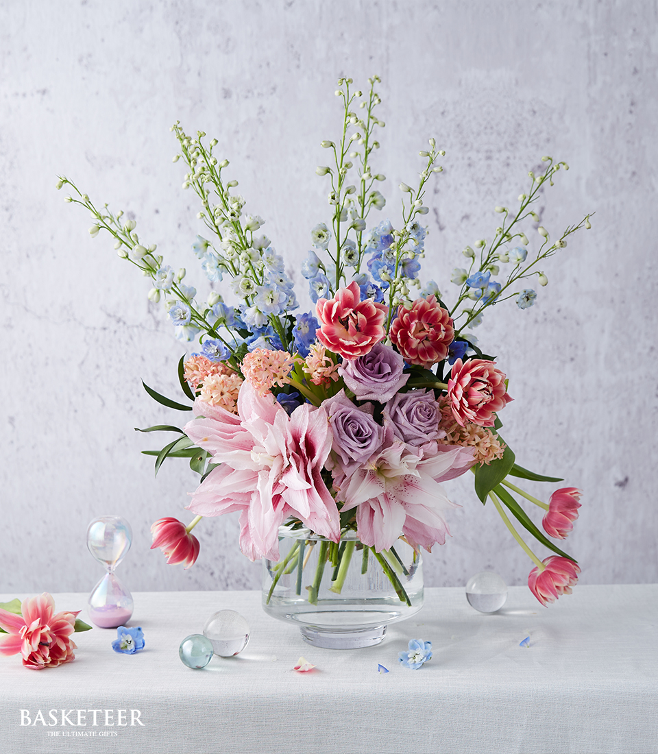 English style flower vase