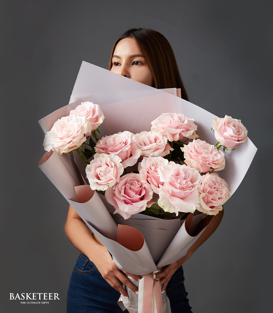 Valentine's day Pink Mondial Roses Bouquet