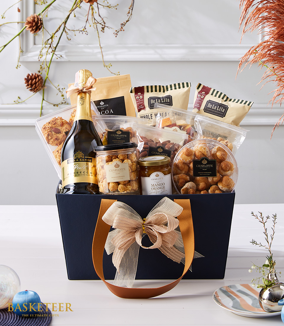 Indulge in our Prosecco Sweet Gift Set, a perfect blend of sweetness