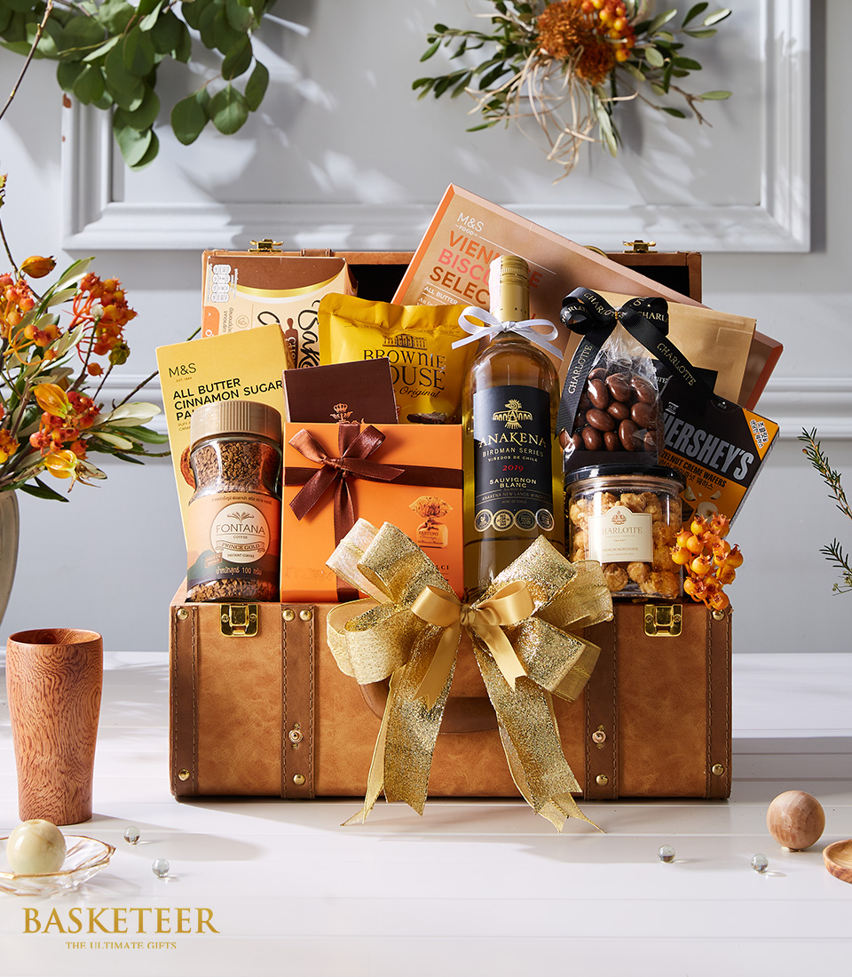 White Wine and Gourmet Delights Hamper
