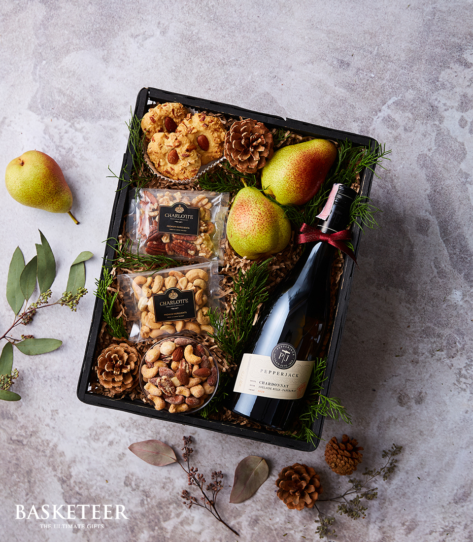 PEPPERJACK Chardonnay and Gourmet Nut Gifts Box