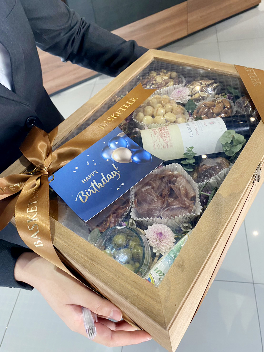 Wine With Mixed Nuts and Cheese In The Wooden Box Gift