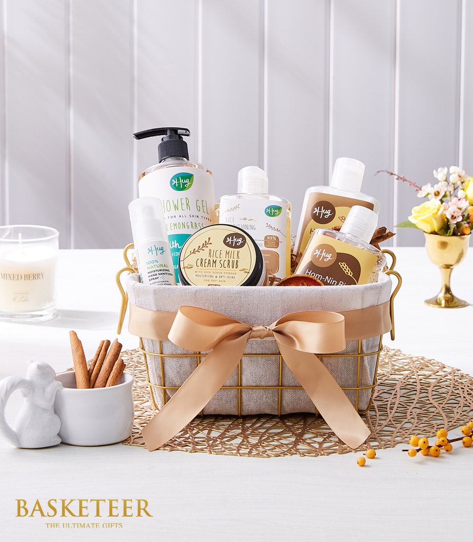 Treat her to a luxurious spa experience with our Spa Oasis Gift Basket. The perfect gift for her to relax and rejuvenate.