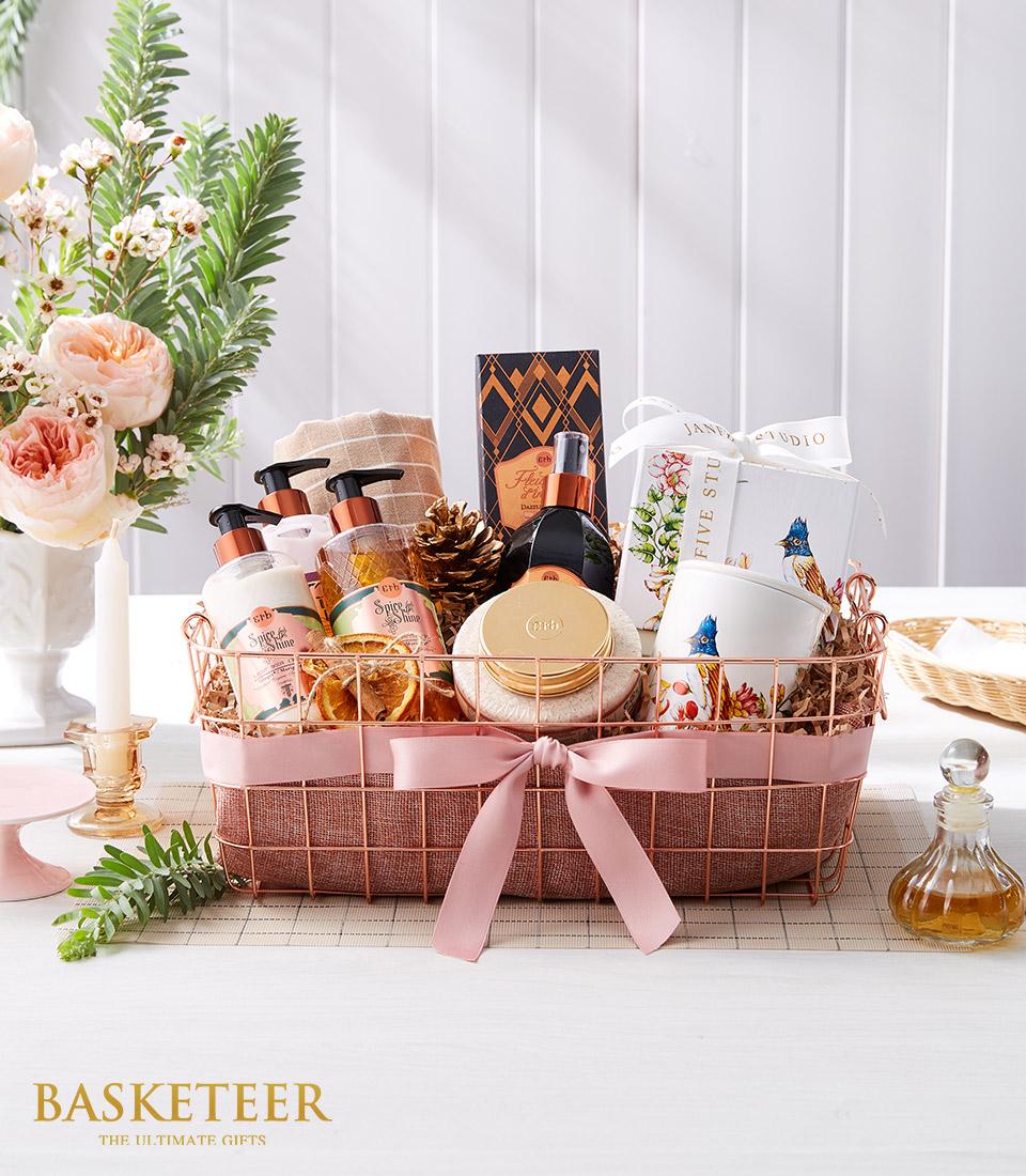 Indulge in gentle bliss with our spa basket, a delightful gift for her to relax and unwind.