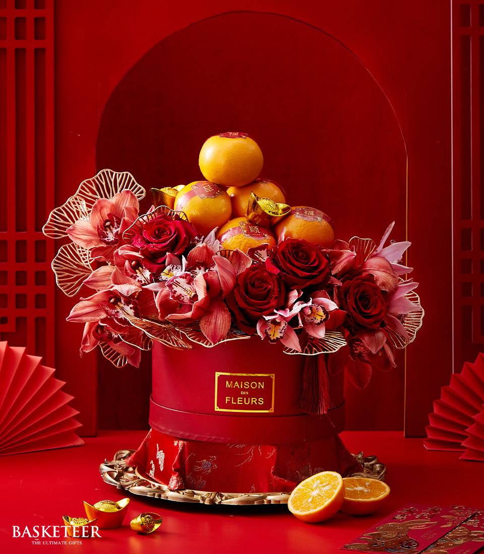 Mandarin Orange With Import Roses And Flowers Decoration In The Red Box, Chinese New Year