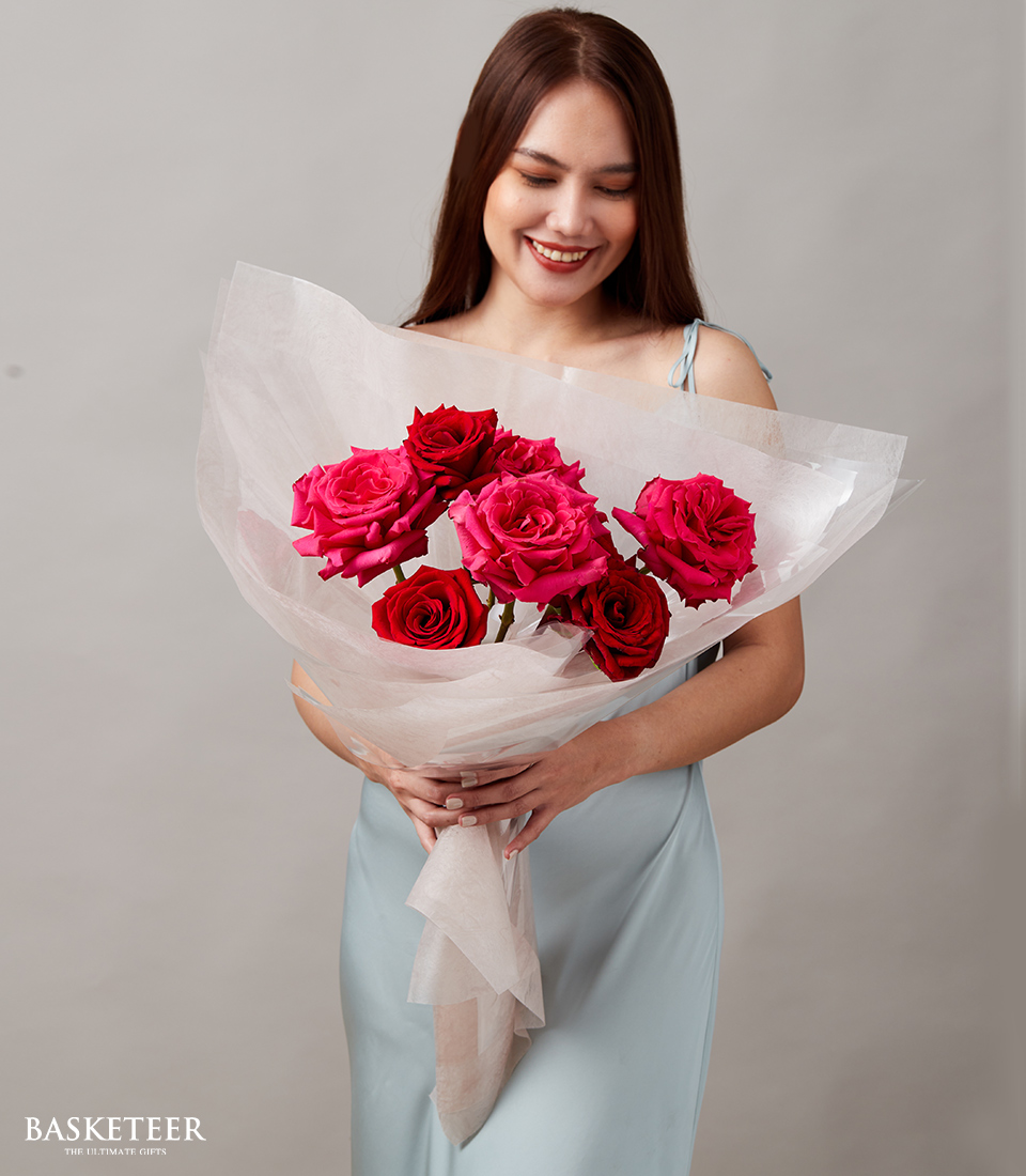 Valentine's day, Fresh Flowers, Roses flowers, Hot Pink Roses Bouquet.