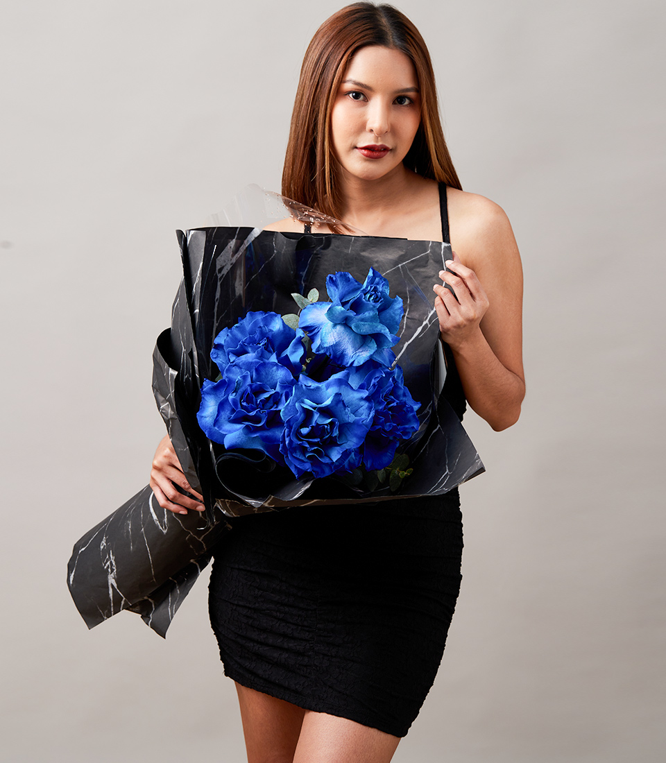 Blue Serene Love Roses Bouquet