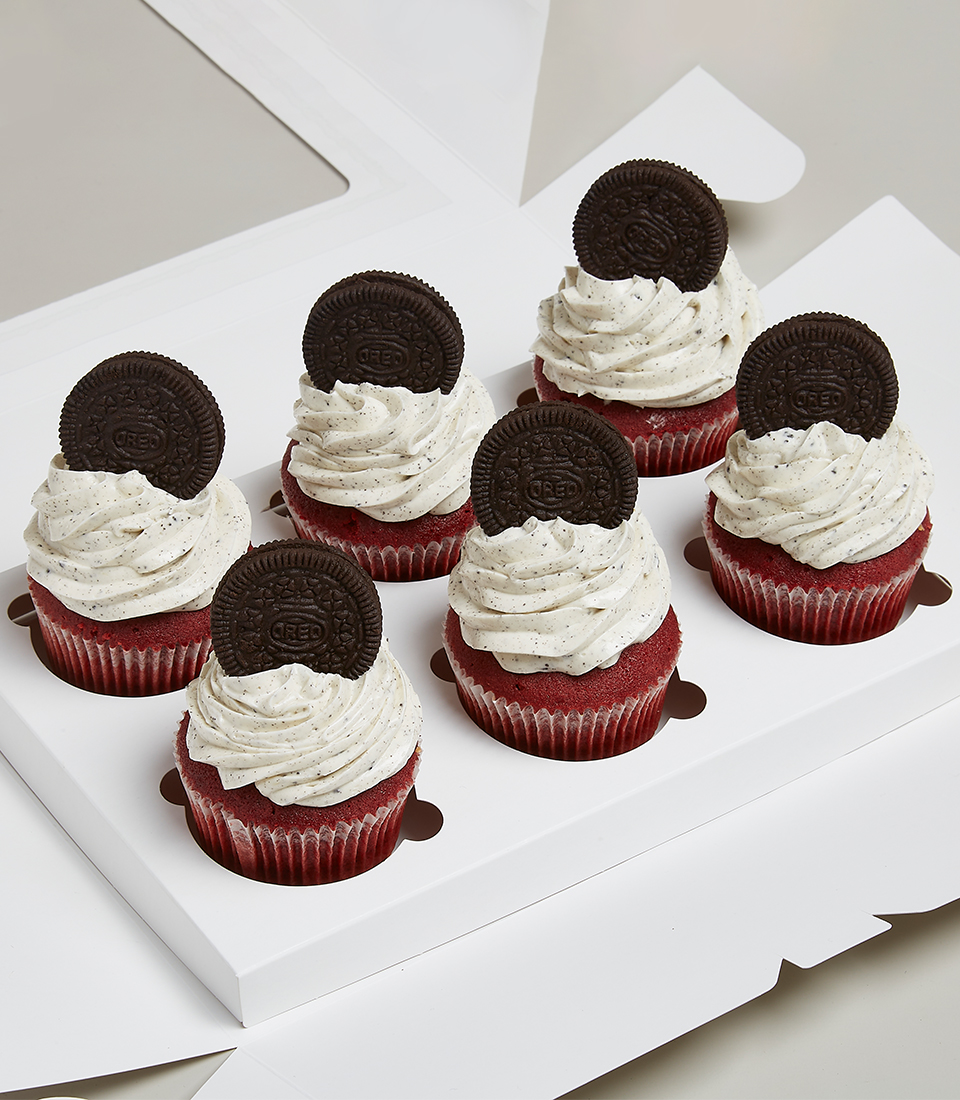 Really Red Velvet Oreo Cupcakes With Orio Cookies