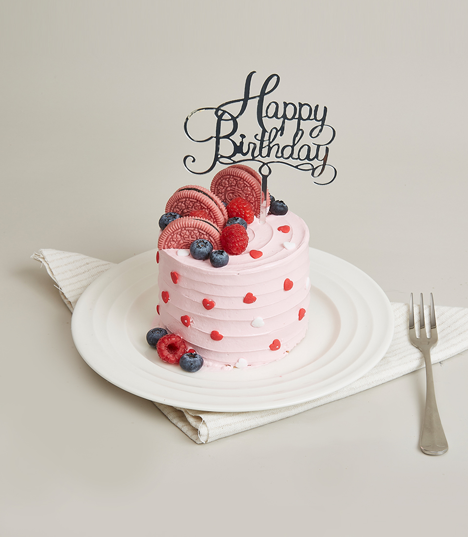 Strawberry & Pink Orero Mini Cakes