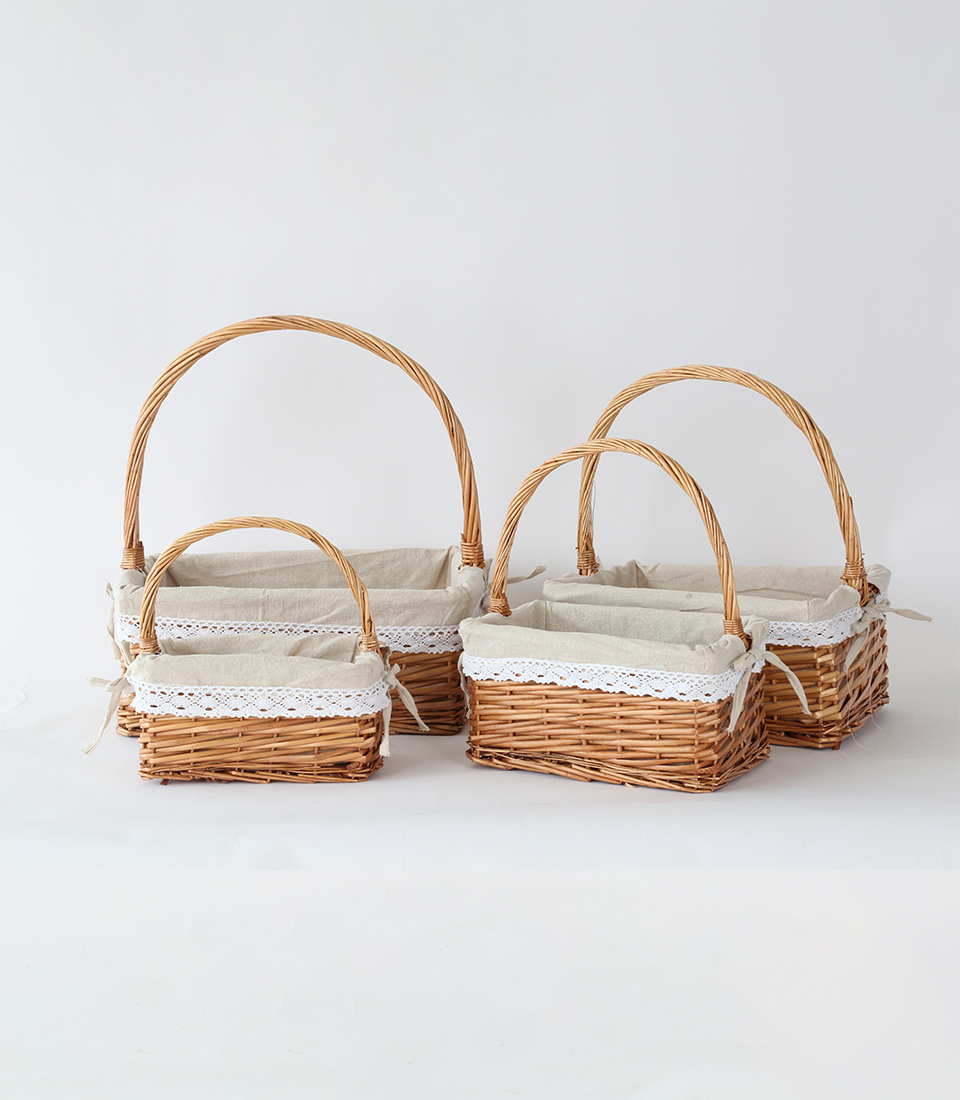 Discover our elegant wicker handle baskets with soft cloth lining, perfect for organizing your home with style. Explore our collection today!