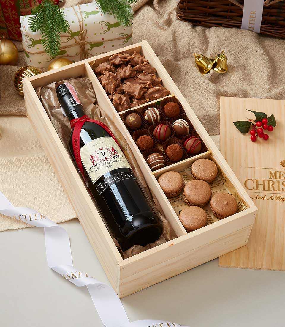 Rochester Shiraz 2022 Wine and Chocolate In Wood Box