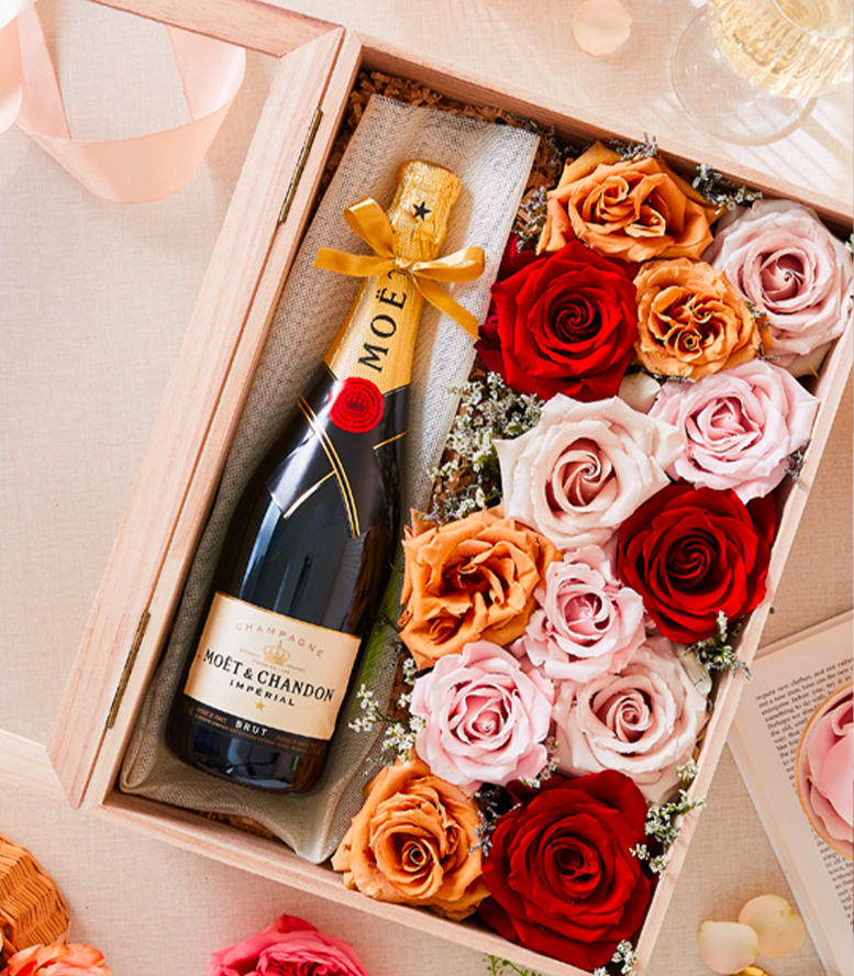 Moët Champagne in a Well-Adorned Gift Box with Elegant Roses