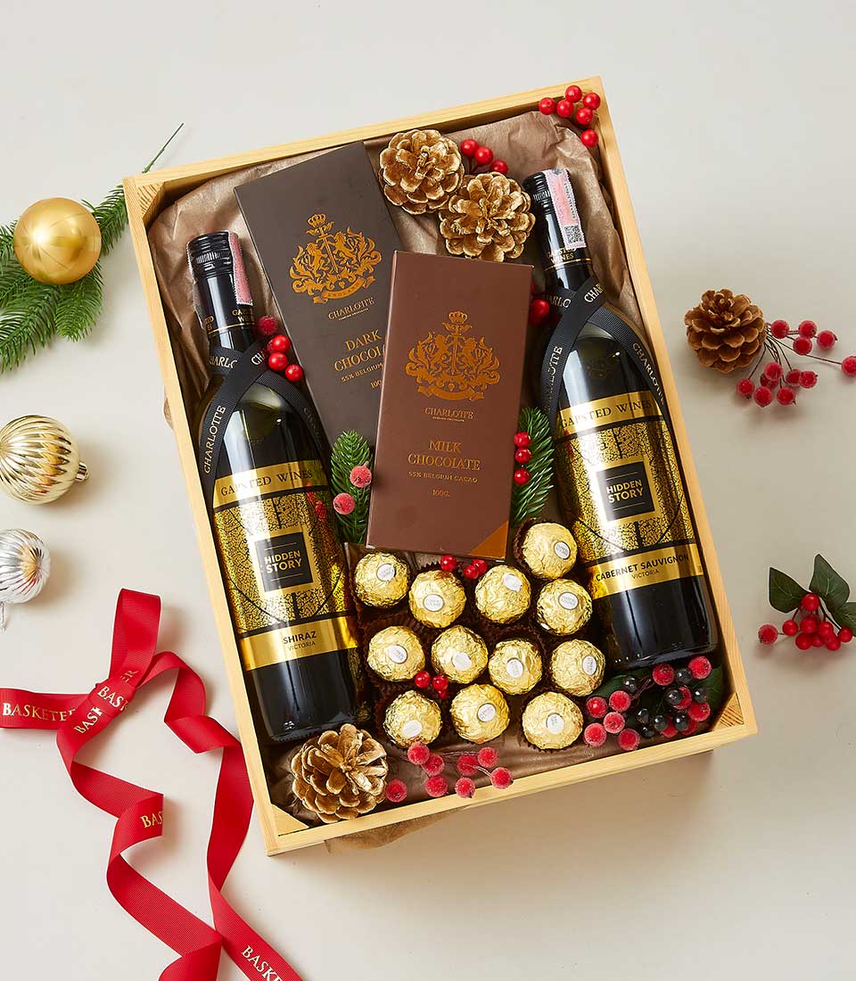 Double Wine Gifts with chocolate and ferreo in the wood box gifts