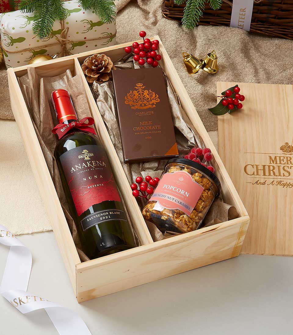 Anakena Chile Merlot / BKK Beer Anakena Nuna Malbec Wine and Chocolate In Wooden Box