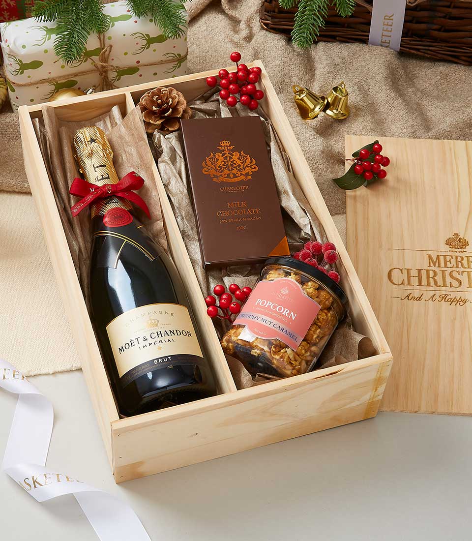Moet & Chandon Imperial Champagne Wine and Chocolate In Wooden Box