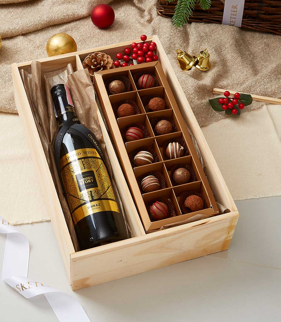 Hidden Story Shiraz 2020 Wine and Chocolate In Wooden Box