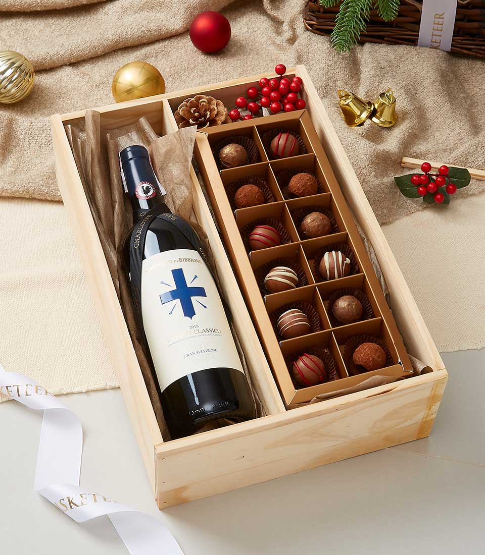 Castello Di Bibbione Gran Selezione 2018 Wine and Chocolate In Wooden Box