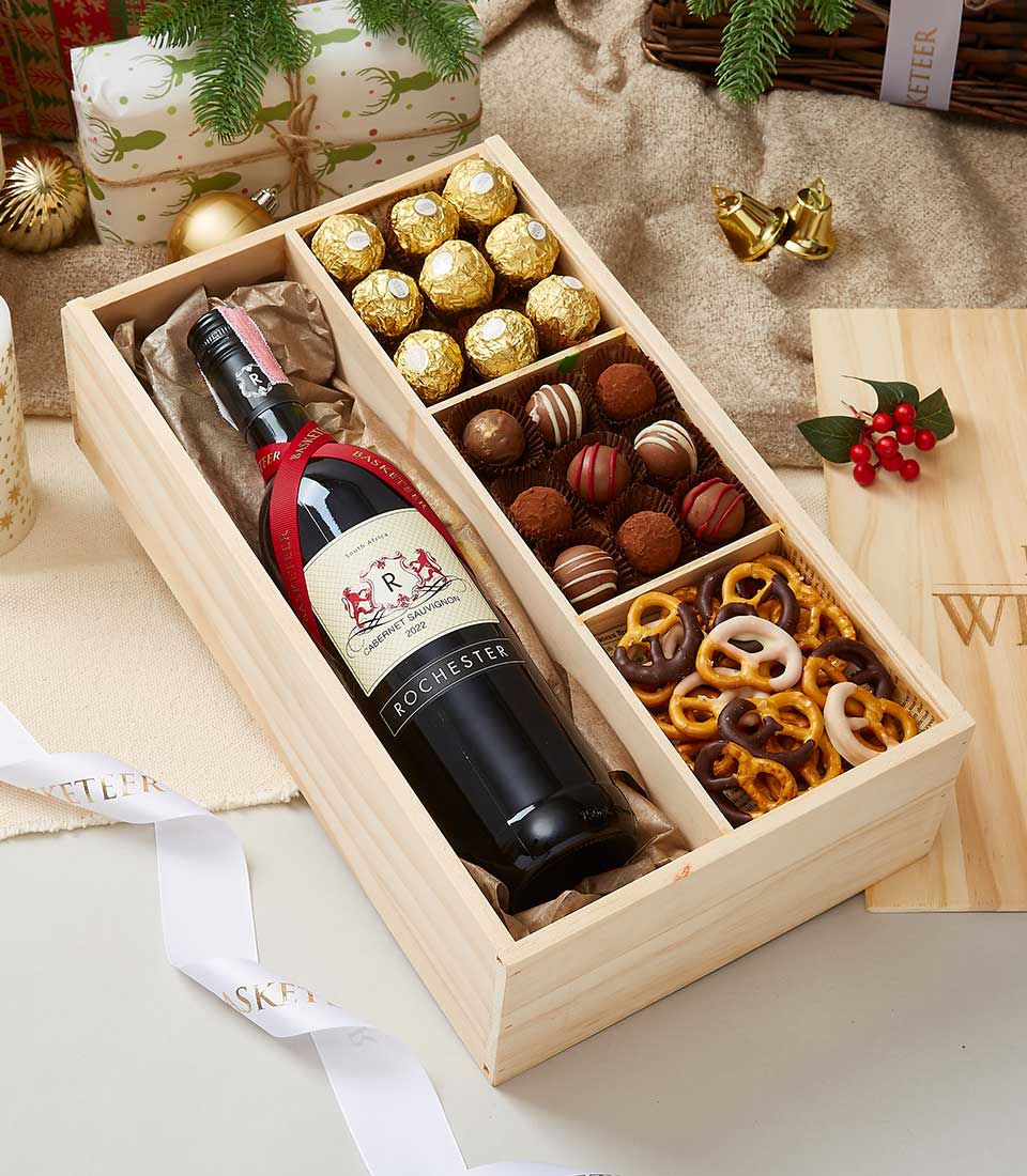 Rochester Shiraz 2022 Wine and Chocolate In Wooden Box