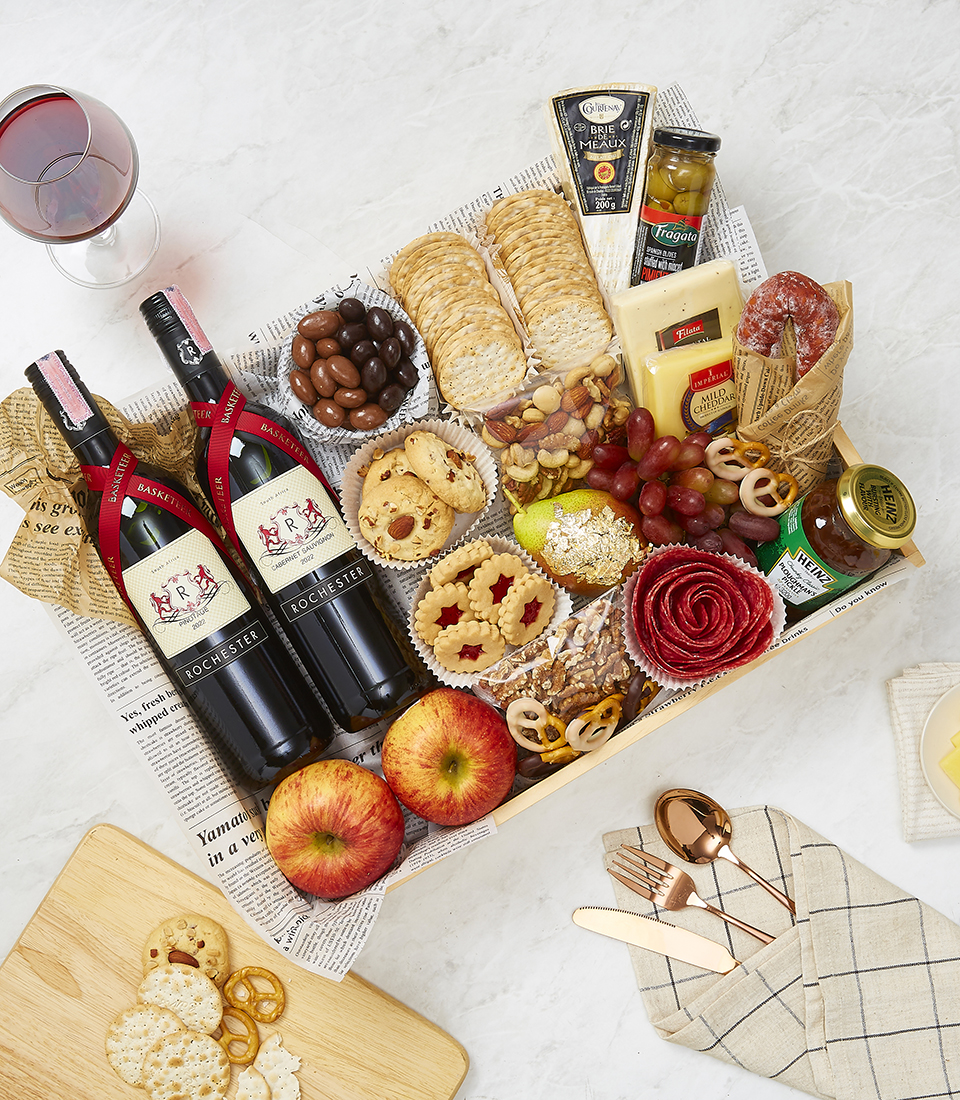 Wine Duo With Snacks And Cheese Gift Box Set