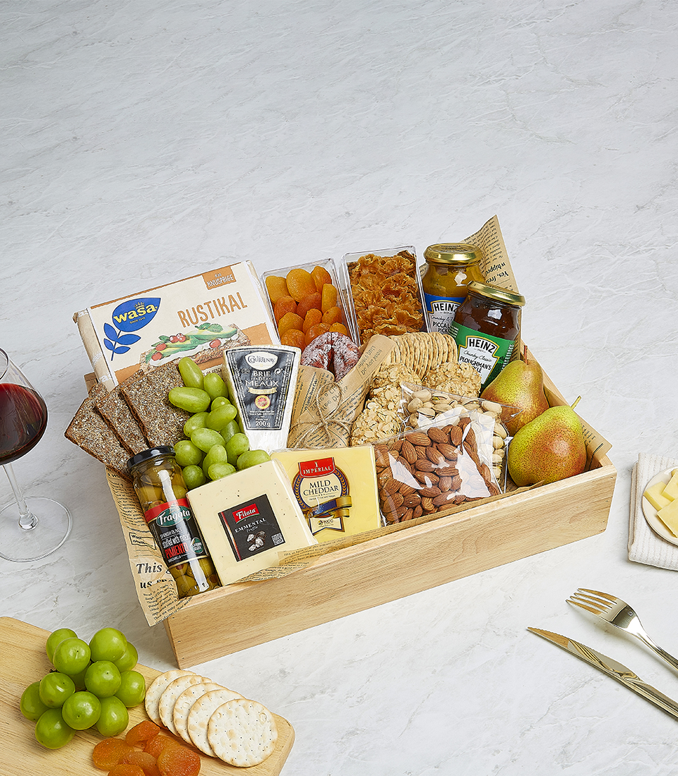 Snack With Cheese & Fresh Fruits Gift Box Set