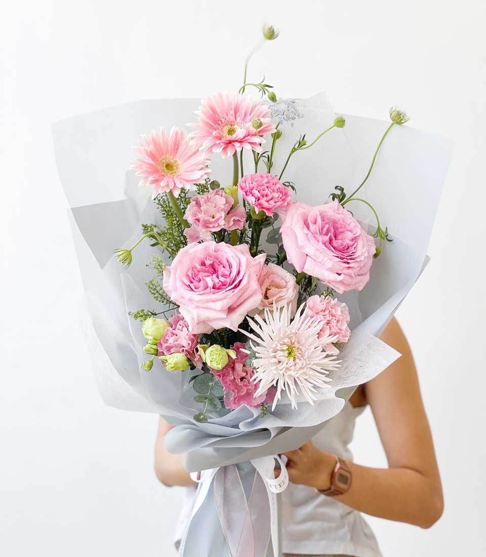 Romantic Sweet Pink Flowers Bloom Bouquet