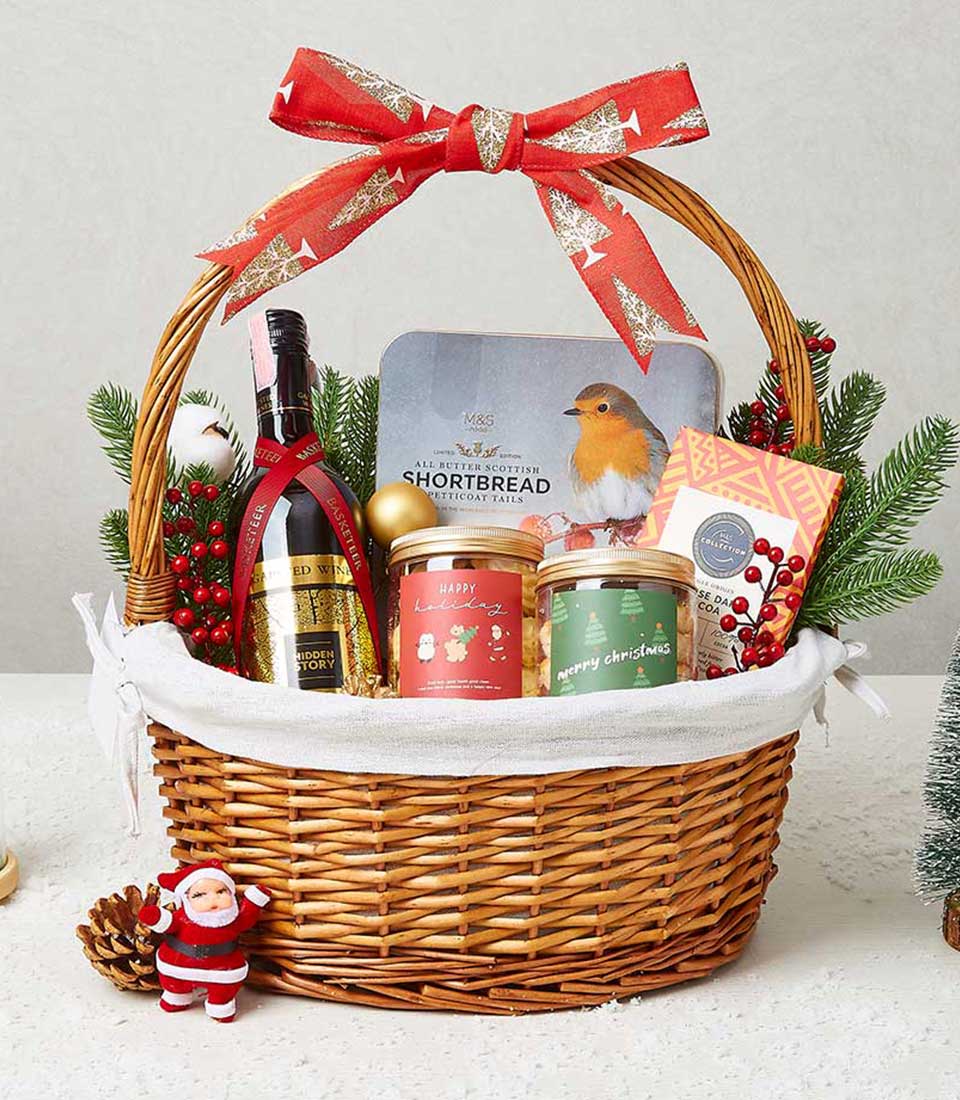 Holiday Spirits With Confections Gift Set