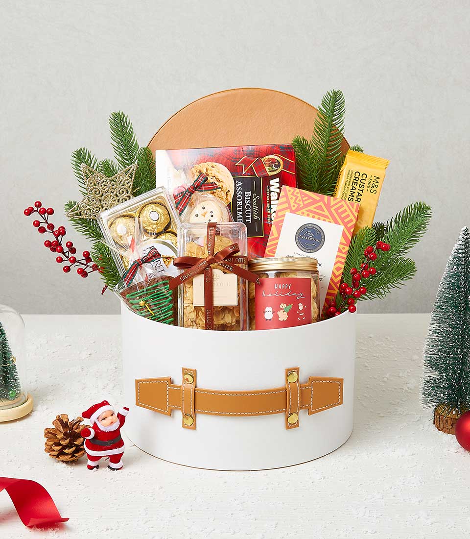 Christmas Delicious Sweets and Snacks Gift Box