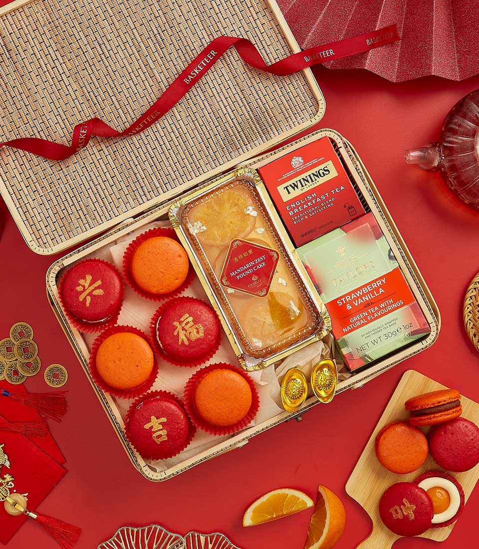 CNY : Chinese New Year Sweets Treat Delight Basket