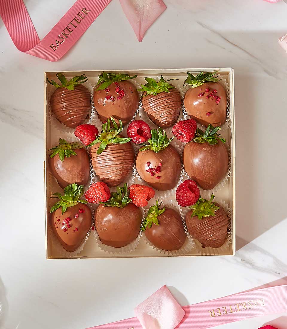 Milk Chocolate Drenched Strawberry Surprise’s ( S )