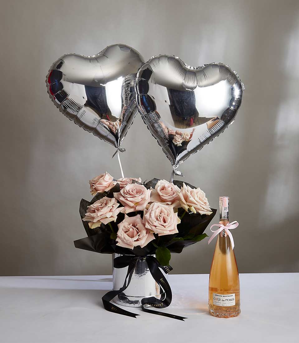 Valentine’s Quicksand Rose With Wine and Heart Balloons Set