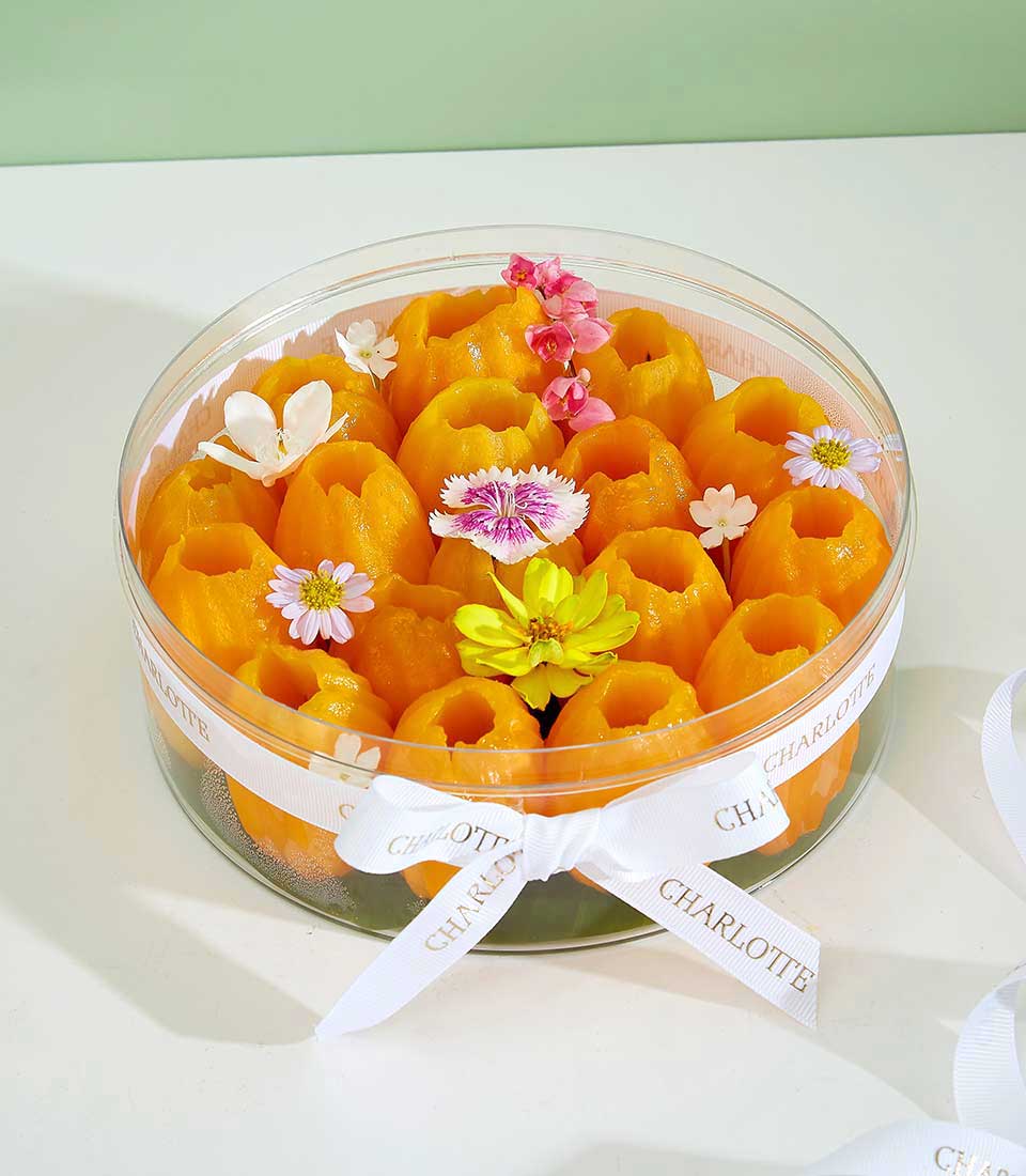 Explore our Selection Of Peeled Mayongchid's Set Box, offering the finest assortment of fresh Thai exotic fruits.