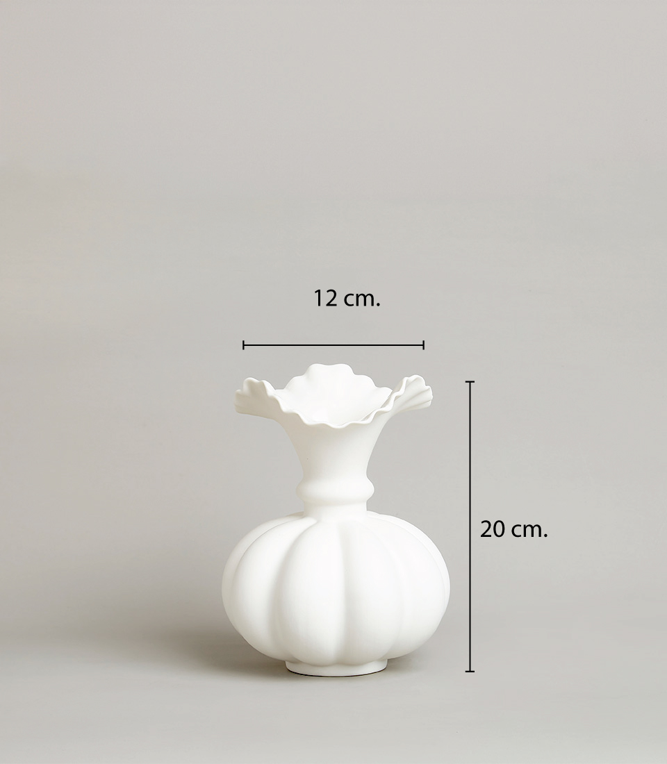 Stylish white ceramic vase with scalloped top and rounded base, product dimensions displayedStylish white ceramic vase with scalloped top and rounded base, product dimensions displayed, Measuring 20 cm in height and 12 cm in width, on a light grey background.
