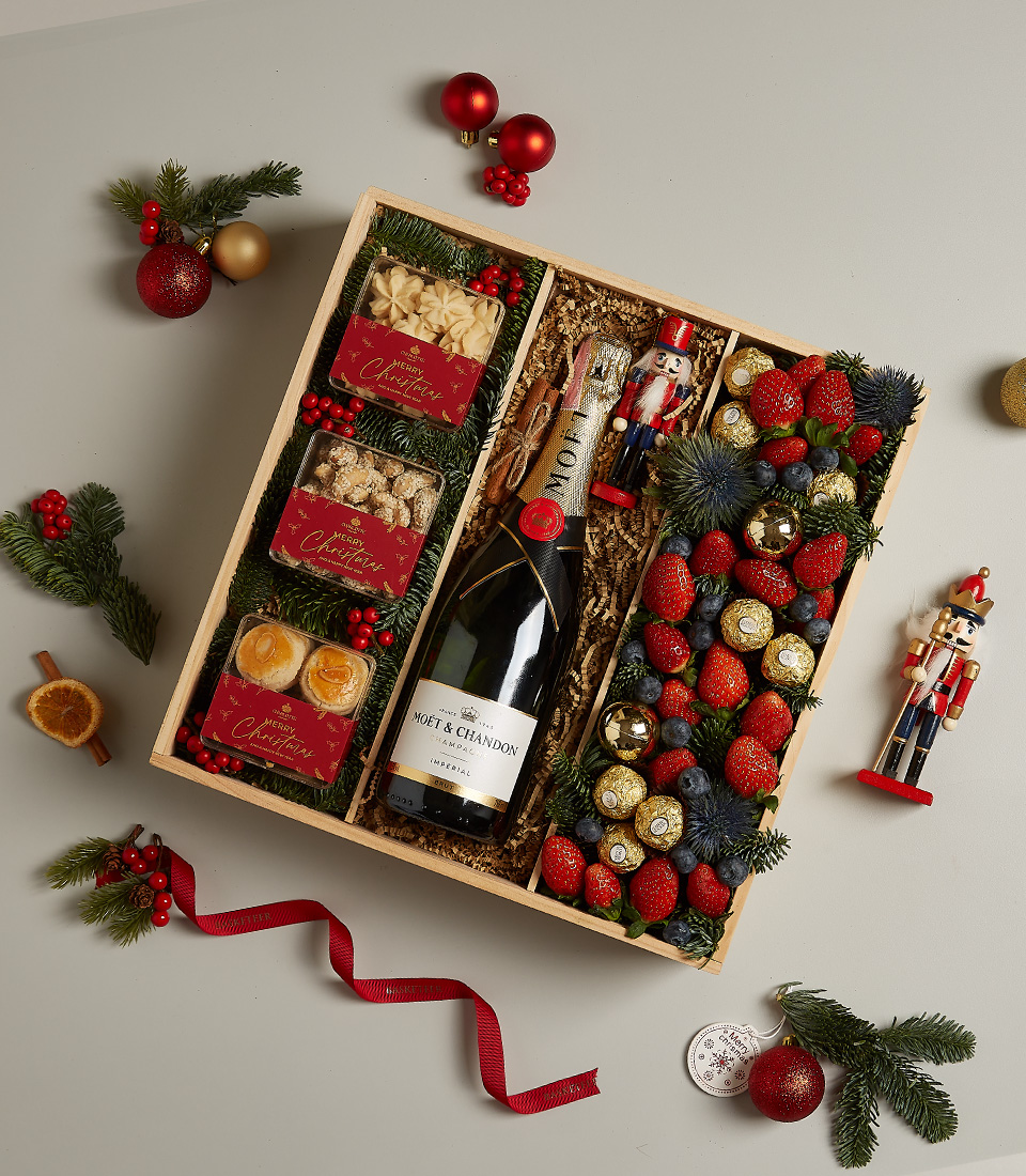 Champagne and Cookies Hamper