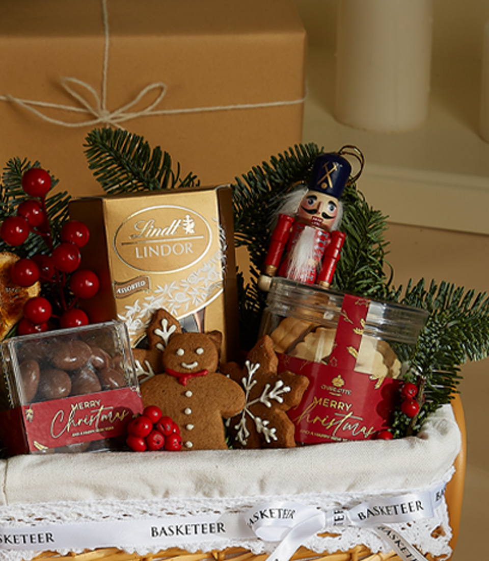 Festive Cheer Mini Gift Basket
