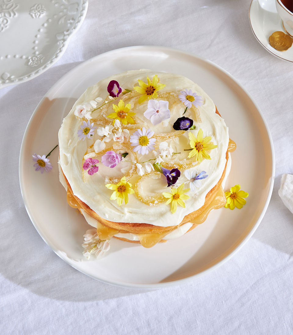 Zesty Lemon Drizzle Cake Bangkok | Moist & Tangy Gift Cake