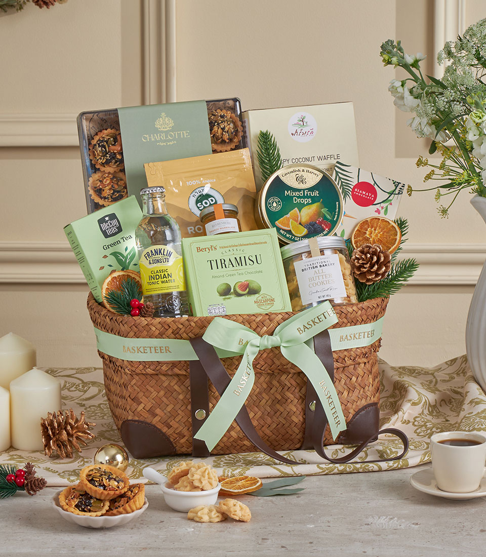 Natural wicker gift hamper