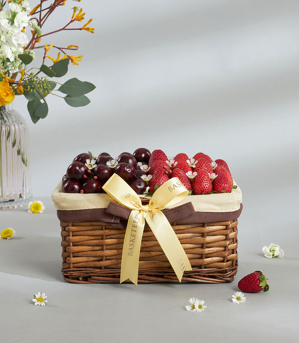 Fresh berry fruit basket