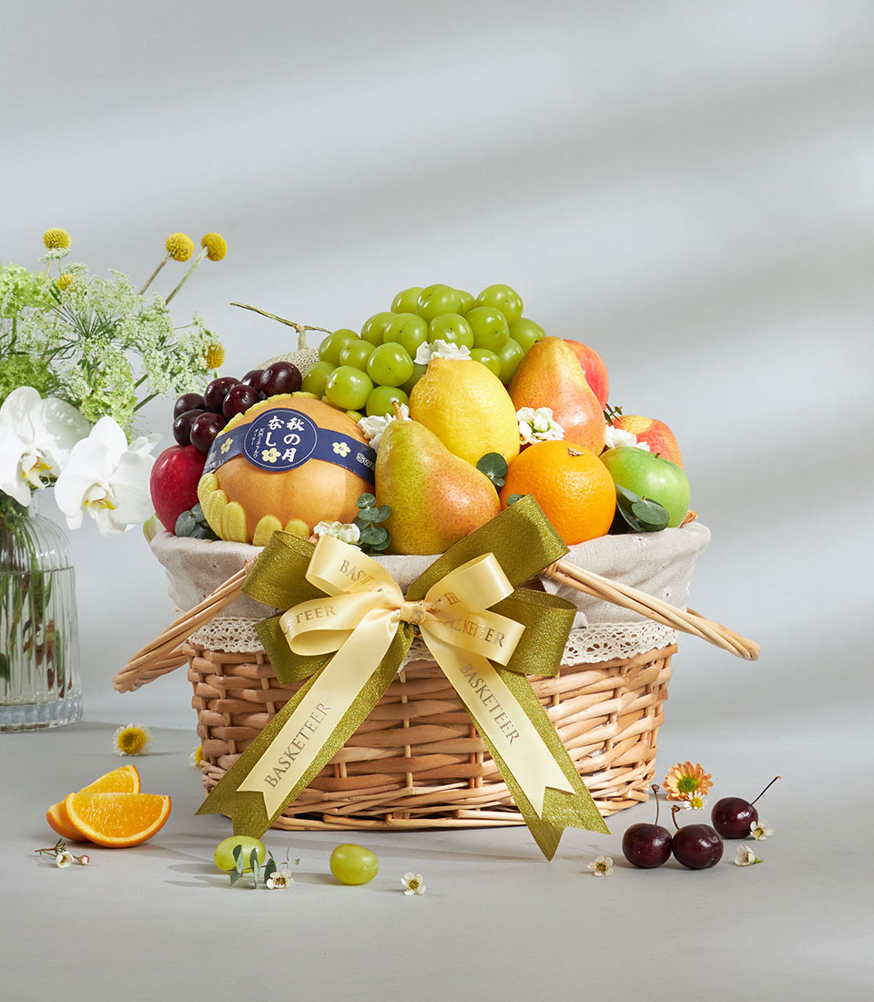 Premium fresh fruit basket