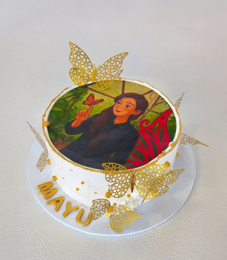 Family edible printing birthday cake with custom photo and soft pastel buttercream by Charlotte Bakery in Bangkok