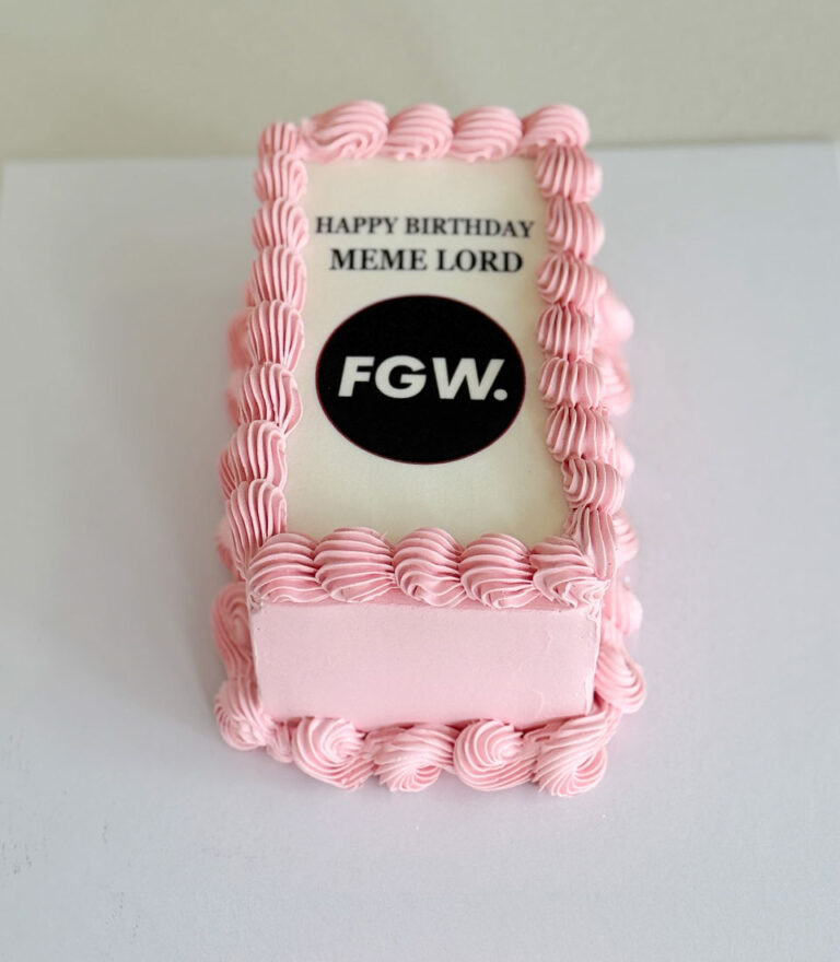 Pink edible printing birthday cake with custom text and classic buttercream piping by Charlotte Bakery in Bangkok