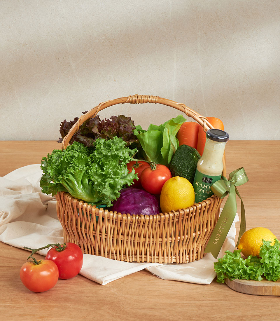healthy organic fresh veggie basket