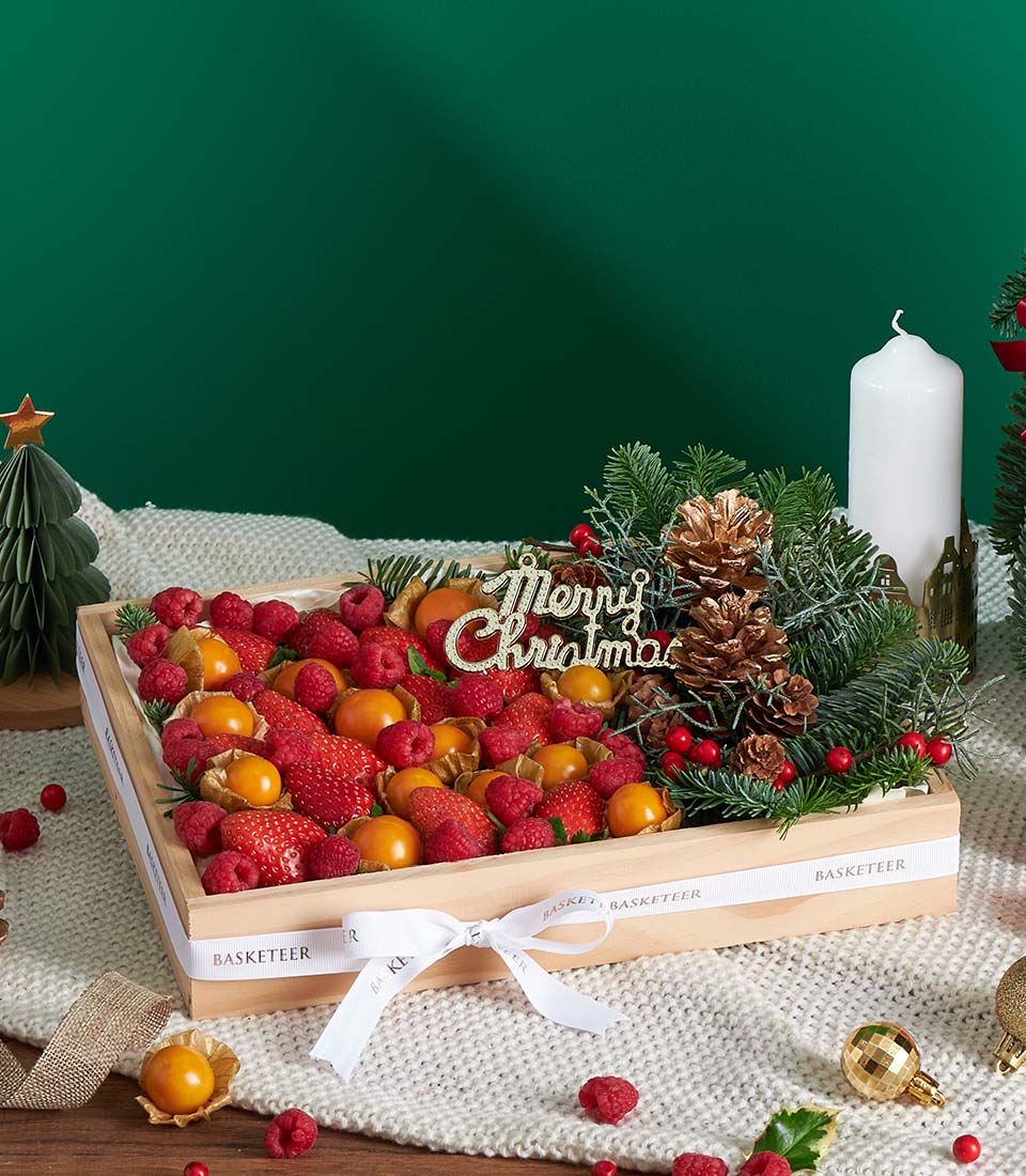 elegant Christmas berry fruit gift box